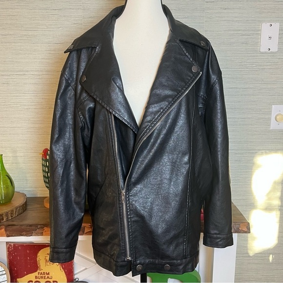 Princess Polly Next In Line Faux Leather Biker Jacket Black Moto Oversized S/M - Picture 5 of 11
